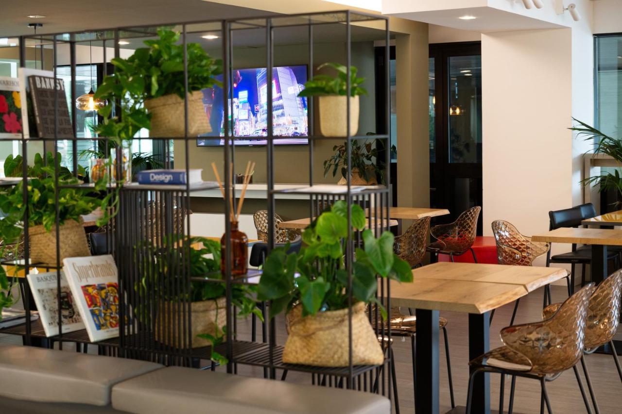 Mercure Milano Agrate Brianza Esterno foto