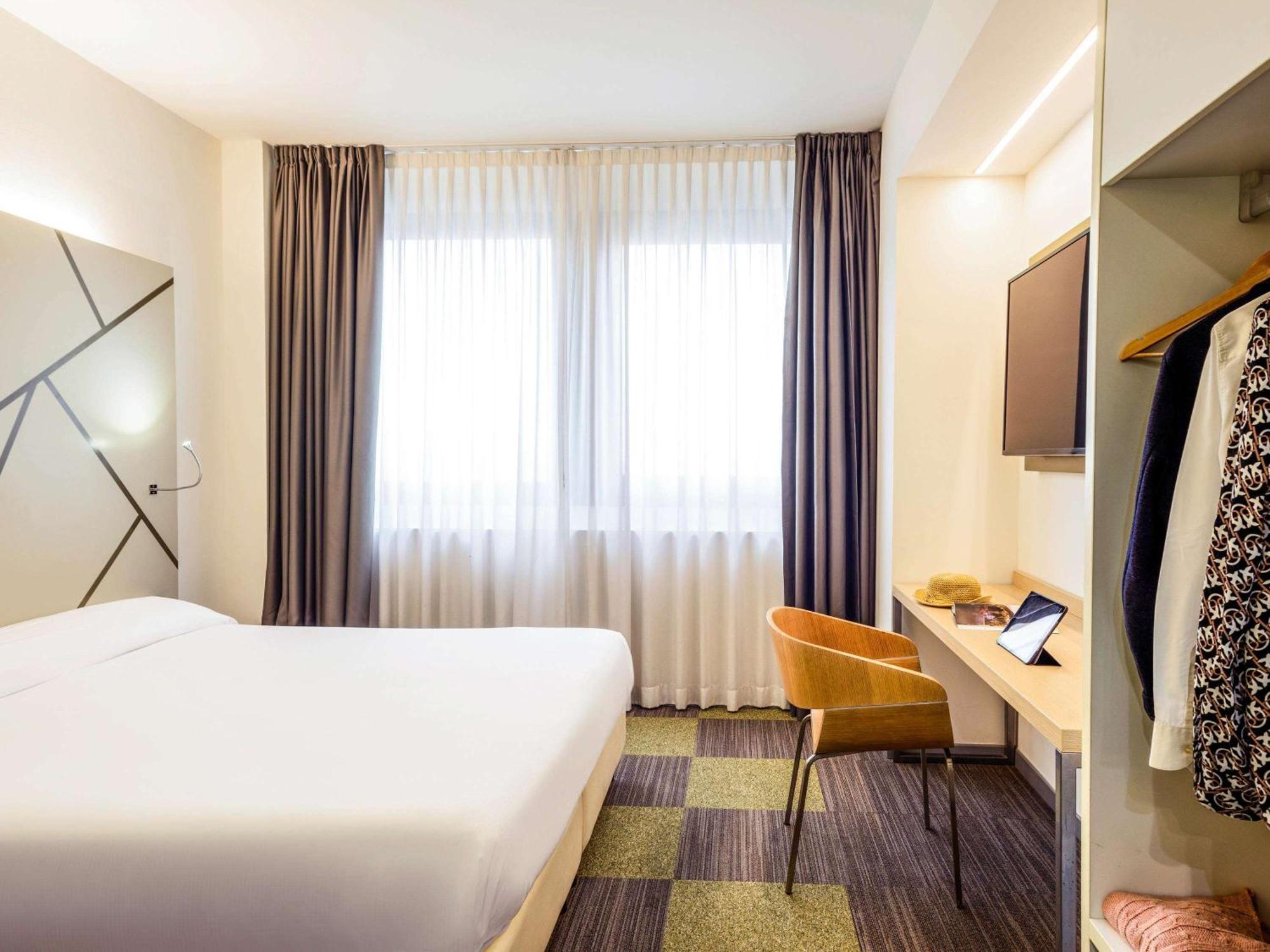 Mercure Milano Agrate Brianza Esterno foto